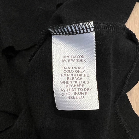 White House Black Market WHBM Ruffle Front Sleeveless Shell Tank Top Black XS - Picture 8 of 11